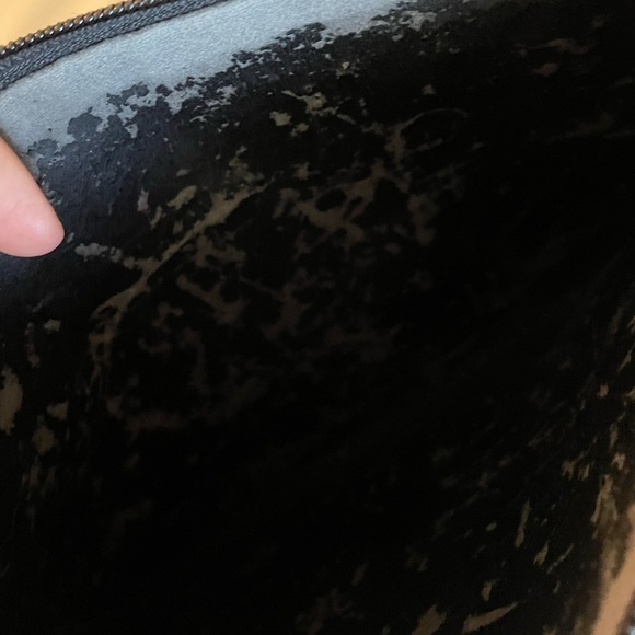 Gucci Black Leather Clutch - Picture 5 of 7